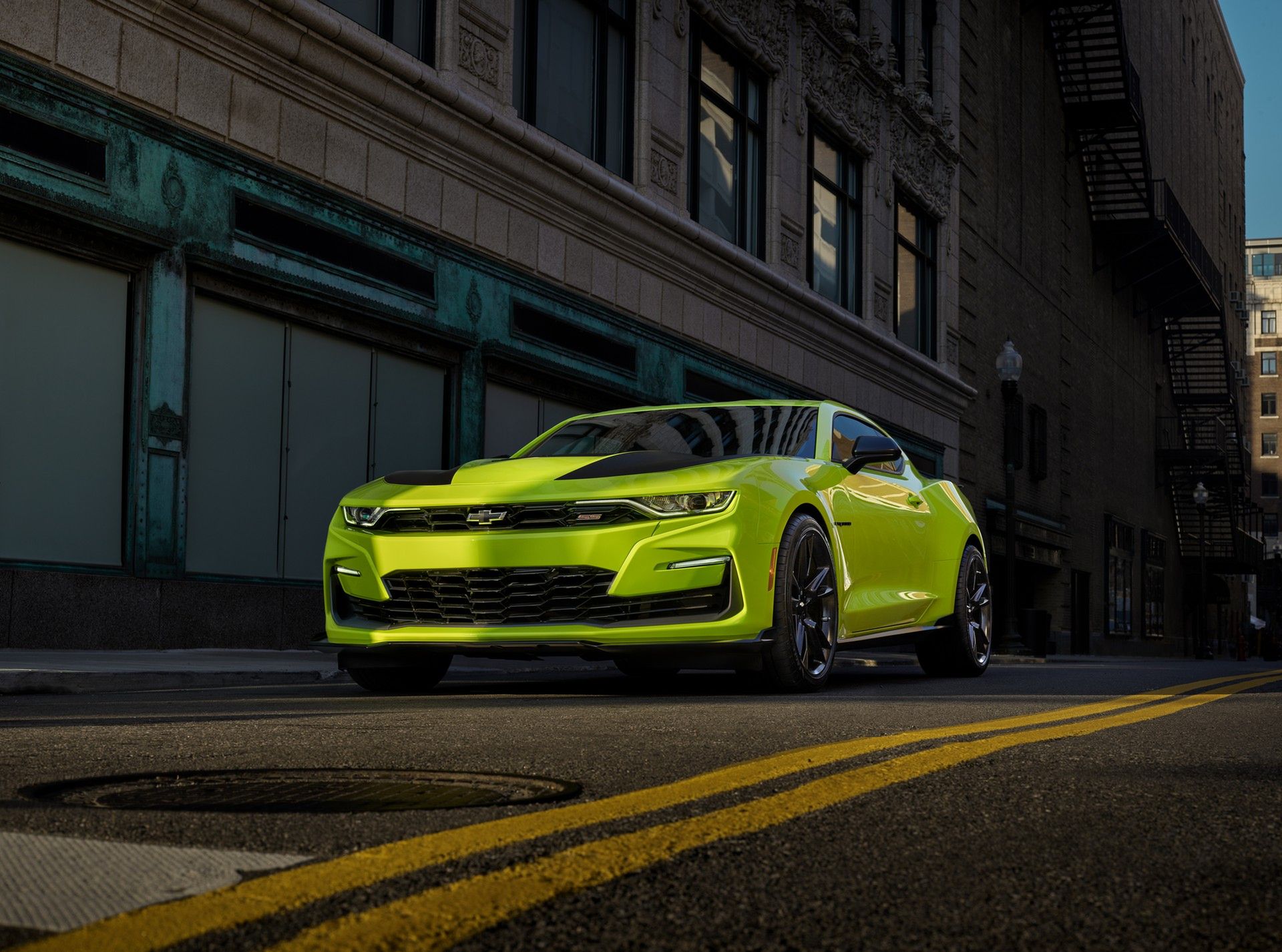 Chevrolet Camaro w kolorze Shock Green