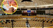 Sprawdzili, ile zarobili europosłowie przez 20 lat. Imponujące kwoty