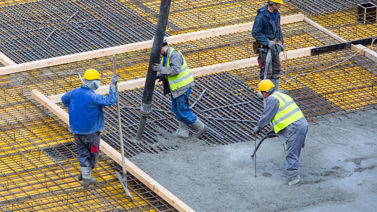 budowa praca robotnicy