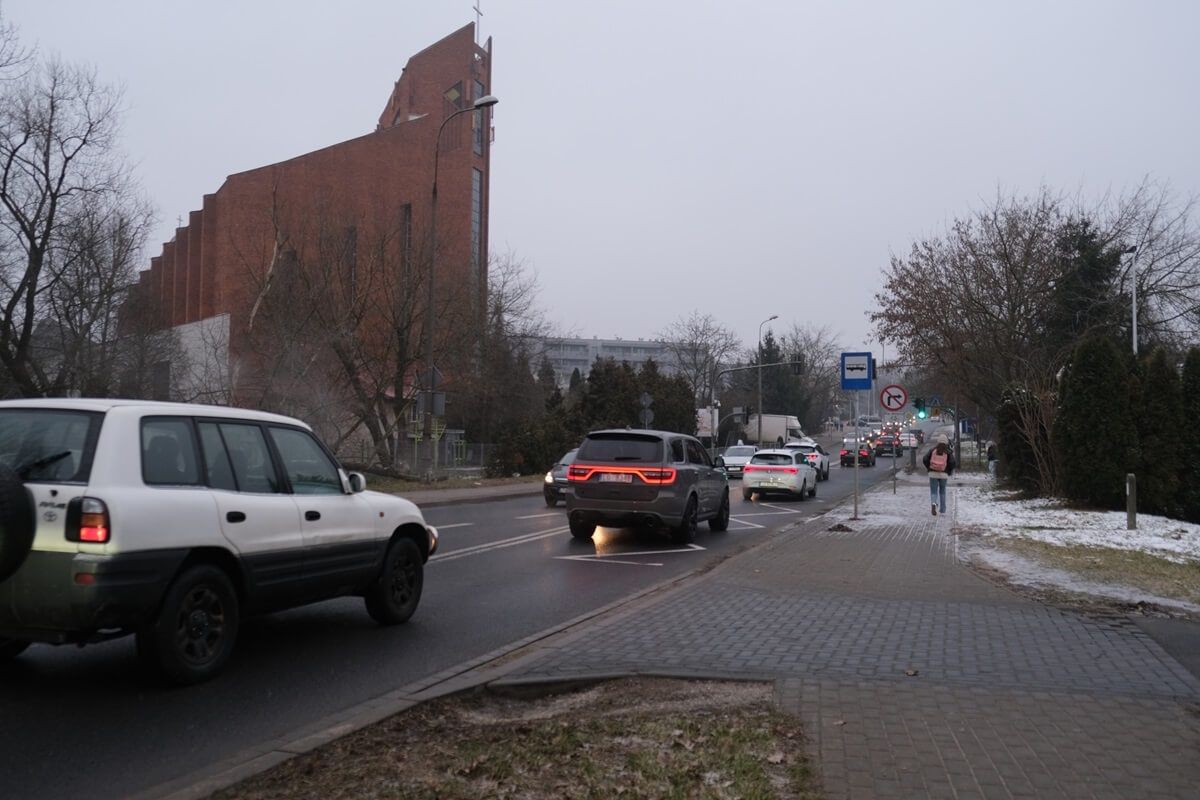 Tymczasowy przystanek autobusowy na al. Warszawskiej w Lublinie