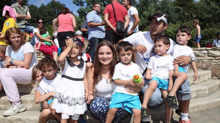 Cała rodzina Alexandry Kinovej