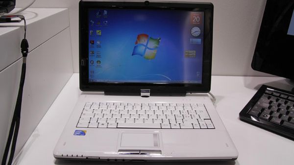 Olivetti Olibook TN120/TN121 - tak to się robi we Włoszech [wideo] 1