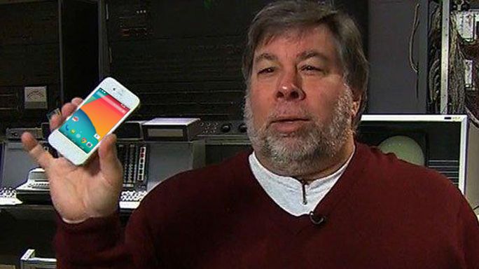 Steve Wozniak chce, żeby Apple stworzył iPhone'a z Androidem 1