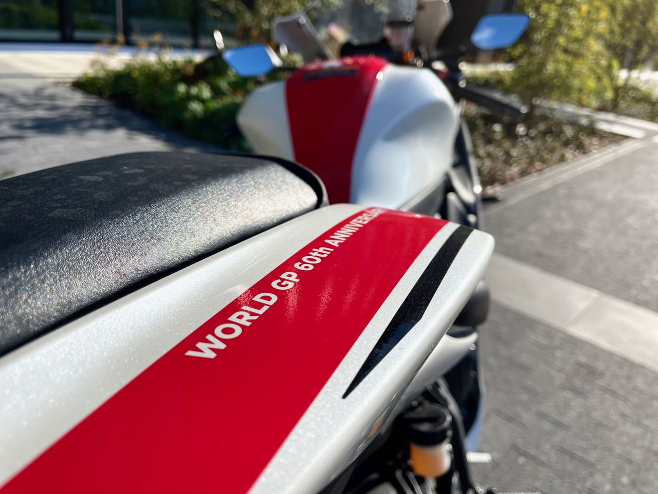 Yamaha R7
