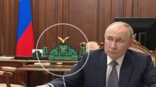 Zdemaskowali Putina. Zdradziła go choinka i długopisy