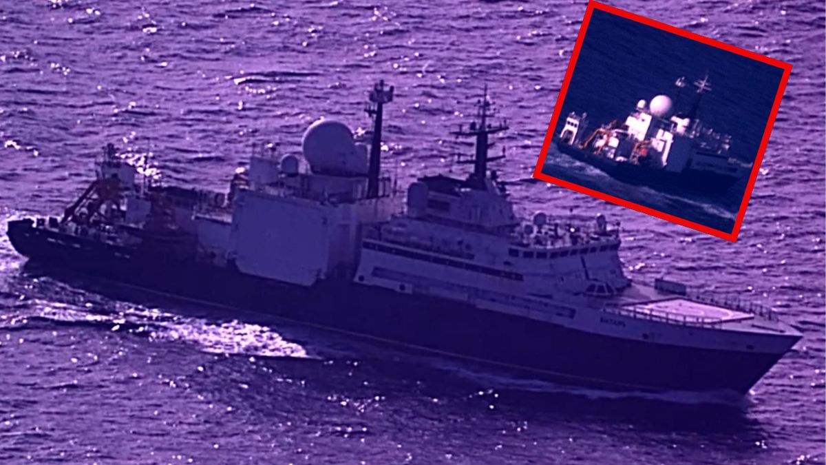 Zdjęcia rosyjskiego statku opublikowane przez Siły Powietrzne