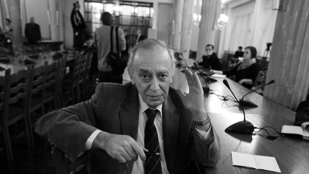 Dr Sandauer zmarł w wieku 72 lat