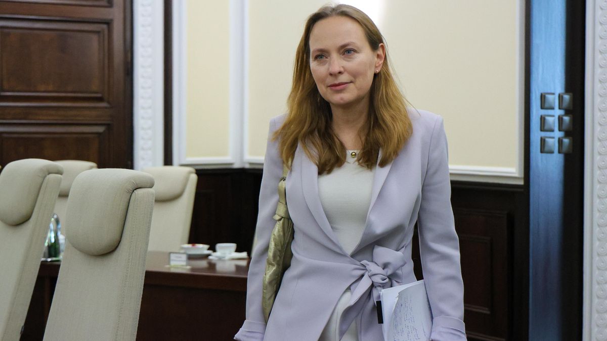 Katarzyna Pe�czy�ska-Na��cz
Warszawa, 12.08.2025. Minister funduszy i polityki regionalnej Katarzyna Pe�czy�ska-Na��cz przed posiedzeniem rz�du w KPRM w Warszawie, 12 bm. Ministrowie b�d� rozmawia� m.in. o dotacjach z KPO. (ps/mgut) PAP/Pawe� Supernak
Pawe� Supernak
dotacja, dotacje, kancelaria, KPO Krajowy Plan Odbudowy, KPRM, malwersacje, obrady, Pe�czy�ska Na��cz, polityk, polityk polityka, polityka, posiedzenie, rada ministr�w, rady ministr�w, rz�d, rz�d Tuska, rz�du, dotacji, nadu�ycia