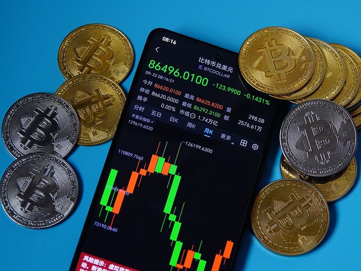 Bitcoin może kosztować 10 tys. dolarów. Inni widzą milion