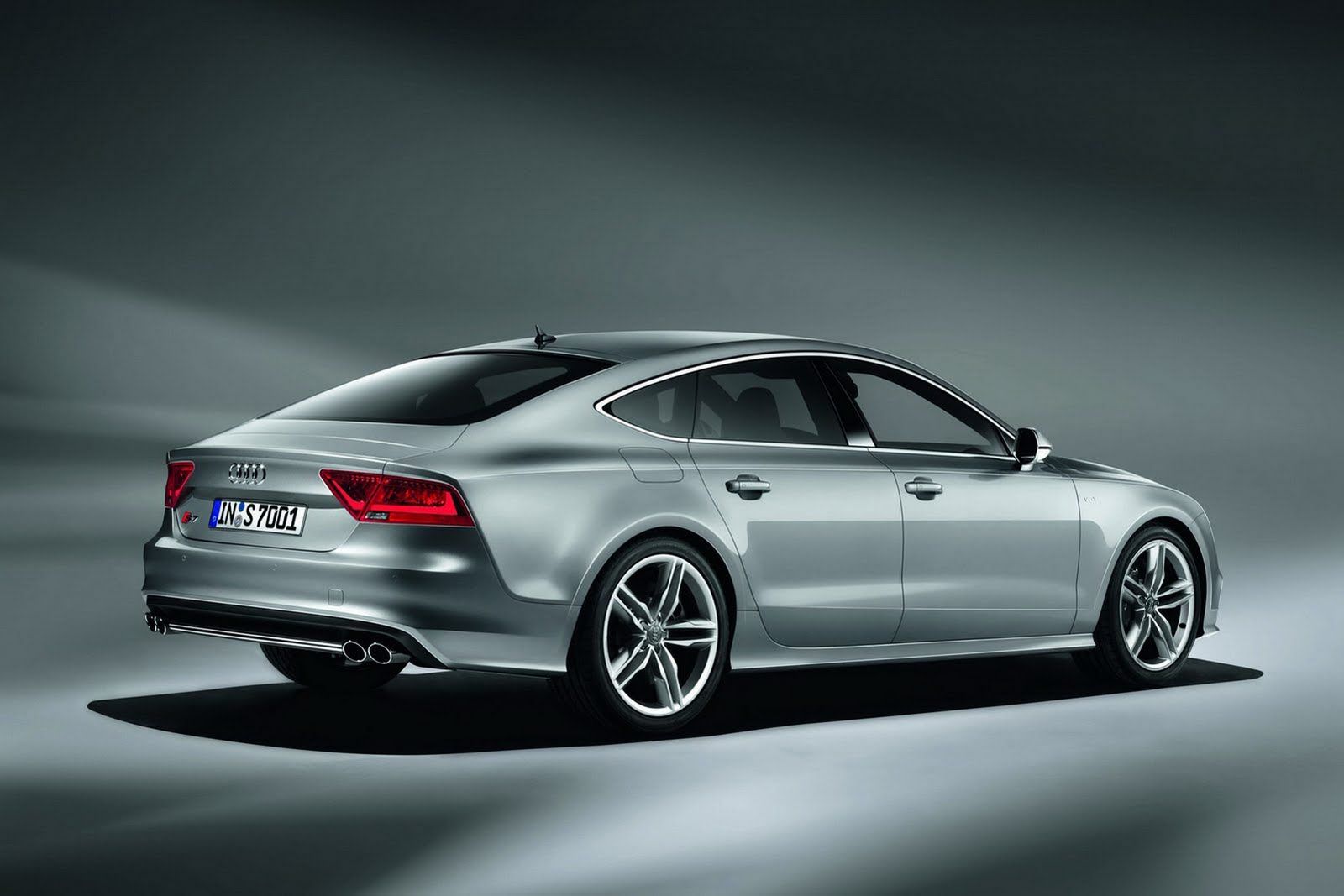 Audi-S7