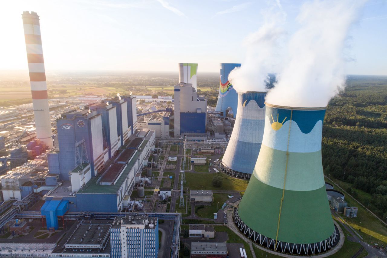 Akcja w Elektrowni Opole. Na miejscu grupy chemiczne