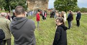 We Włostowie otwarto wystawę fotograficzną "Nikt nie ma większej miłości". To wzruszający hołd dla księdza proboszcza Pawła Golińskiego.