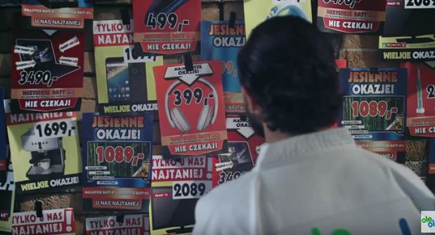 Karateka „przebija ceny innych sklepów” w świątecznej kampanii OleOle.pl