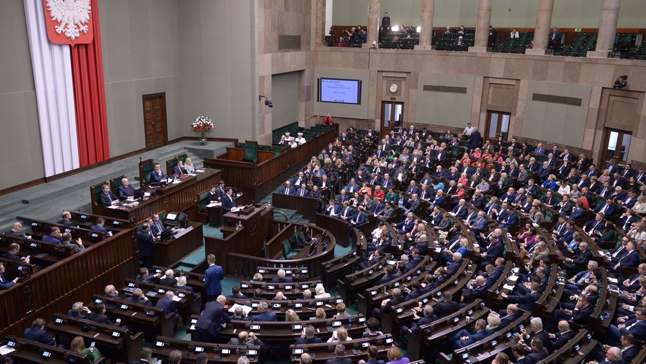 Posłowie zmienią regulamin Sejmu. Tuż przed powołaniem rządu Donalda Tuska