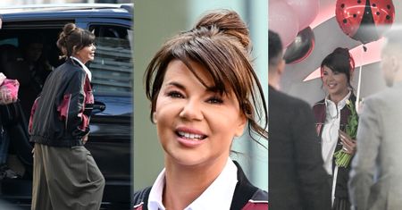 Uchachana Edyta Górniak opuszcza studio z balonową biedronką. Uroczo? (ZDJĘCIA)