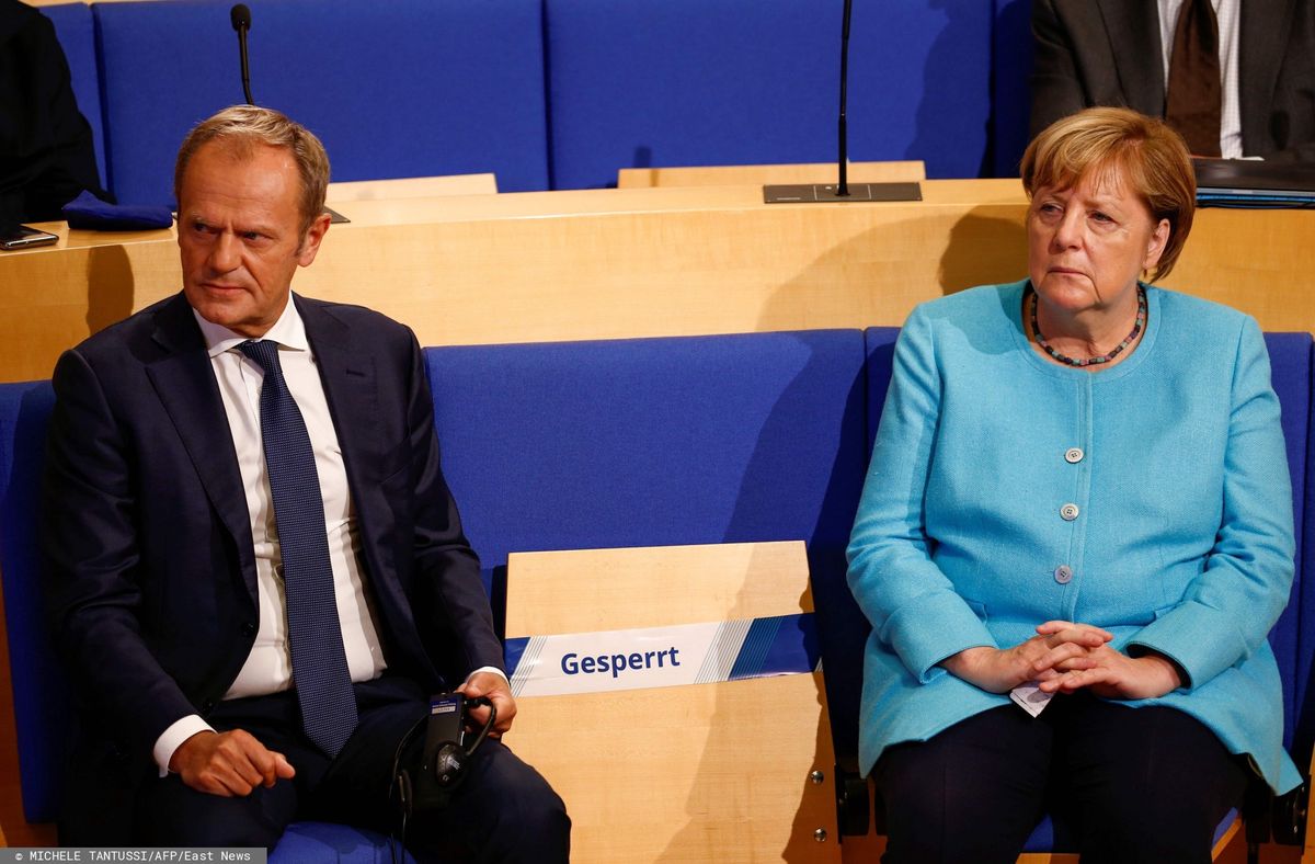 Merkel i Tusk apelują do UE o wspólną i szybką pomoc dla uchodźców w Morii