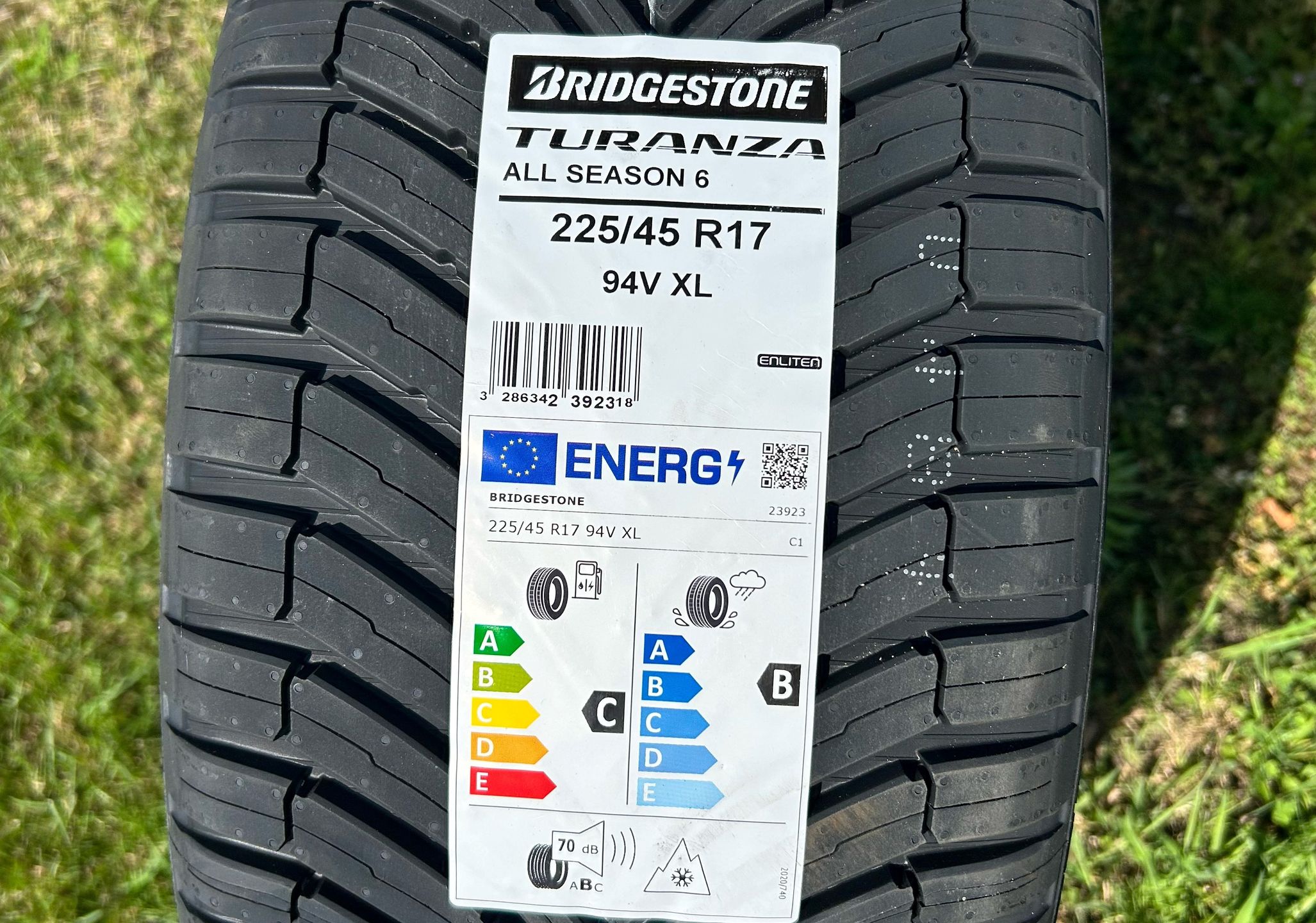 Opona Bridgestone AllSeason Turanza 6