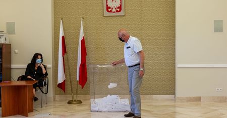 Jak głosować w II turze? Najważniejsze zasady. Wybory 2020