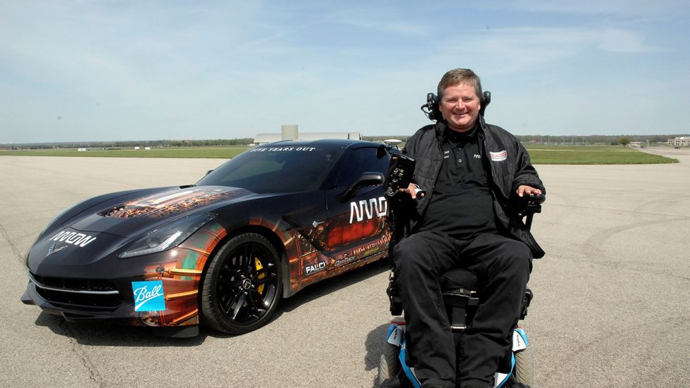 Triumf technologii: sparaliżowany kierowca pojedzie w wyścigu Indy 500 1