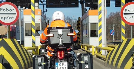 Patrole motocyklowe na A4. Tym razem nie policja, a GDDKiA