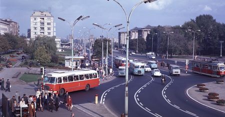 Jeździłeś zbiorkomem za PRL-u? Musisz znać te autobusy i tramwaje!