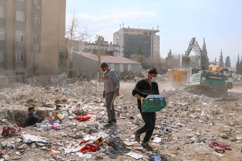 Miliardowe straty po trzęsieniu ziemi w Turcji. Bank Światowy podał kwotę