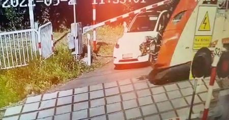 Centymetry od tragedii. Zatrzymała się dosłownie w ostatniej chwili