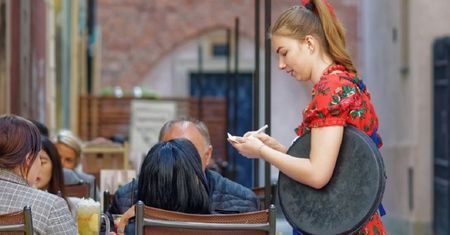 Nawet 10 tys. zł miesięcznie. Tyle możesz zarobić w wakacje