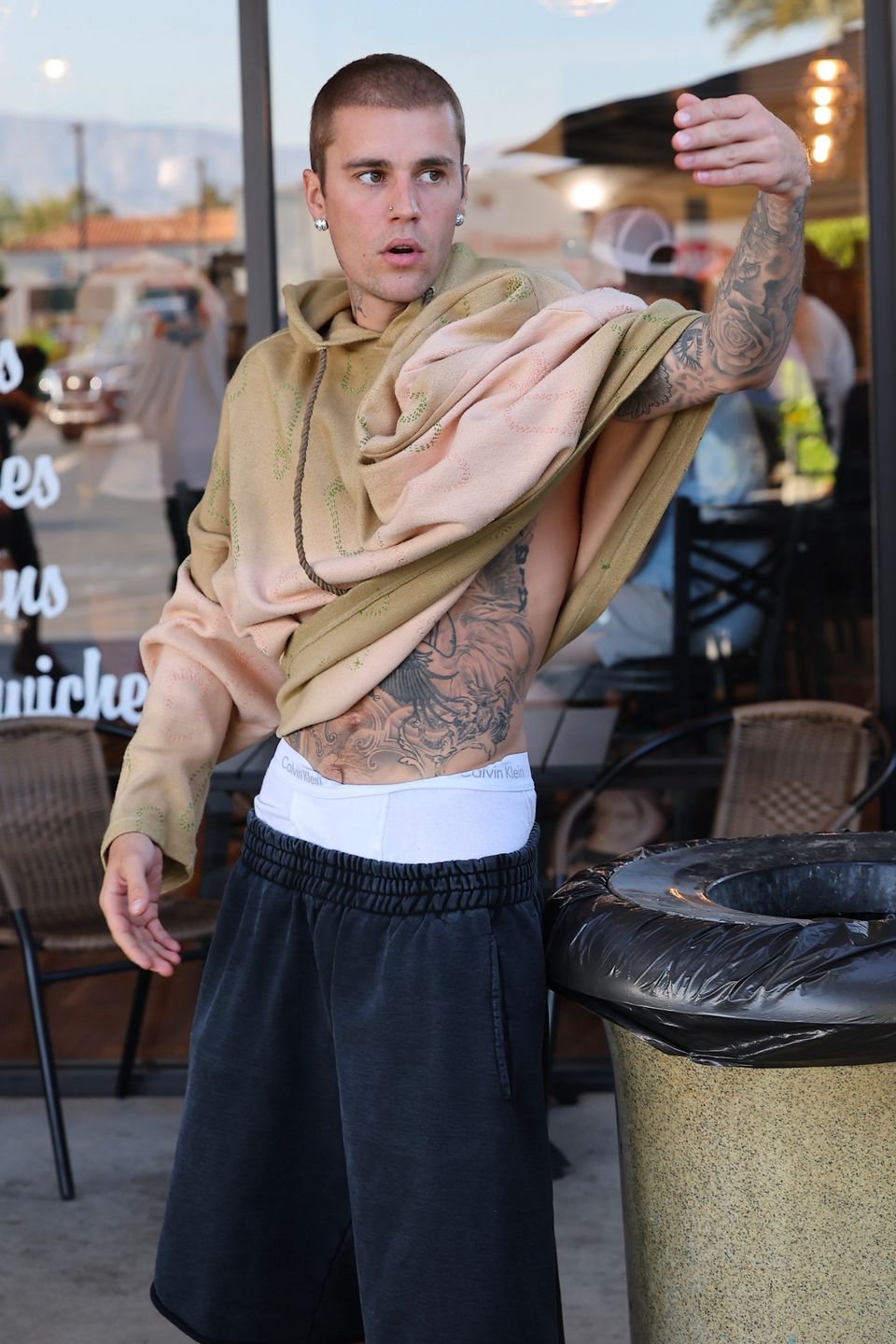 Justin Bieber awanturuje się z paparazzi