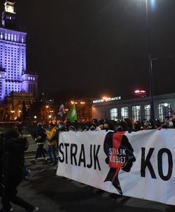 Strajk Kobiet w Warszawie. Rzecznik policji chwali protestujących