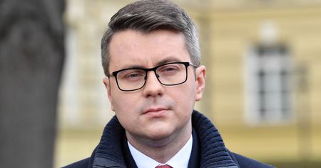 Promocja Polskiego Ładu pochłonęła miliony złotych. Rząd odkręca rewolucję i dziwi go krytyka