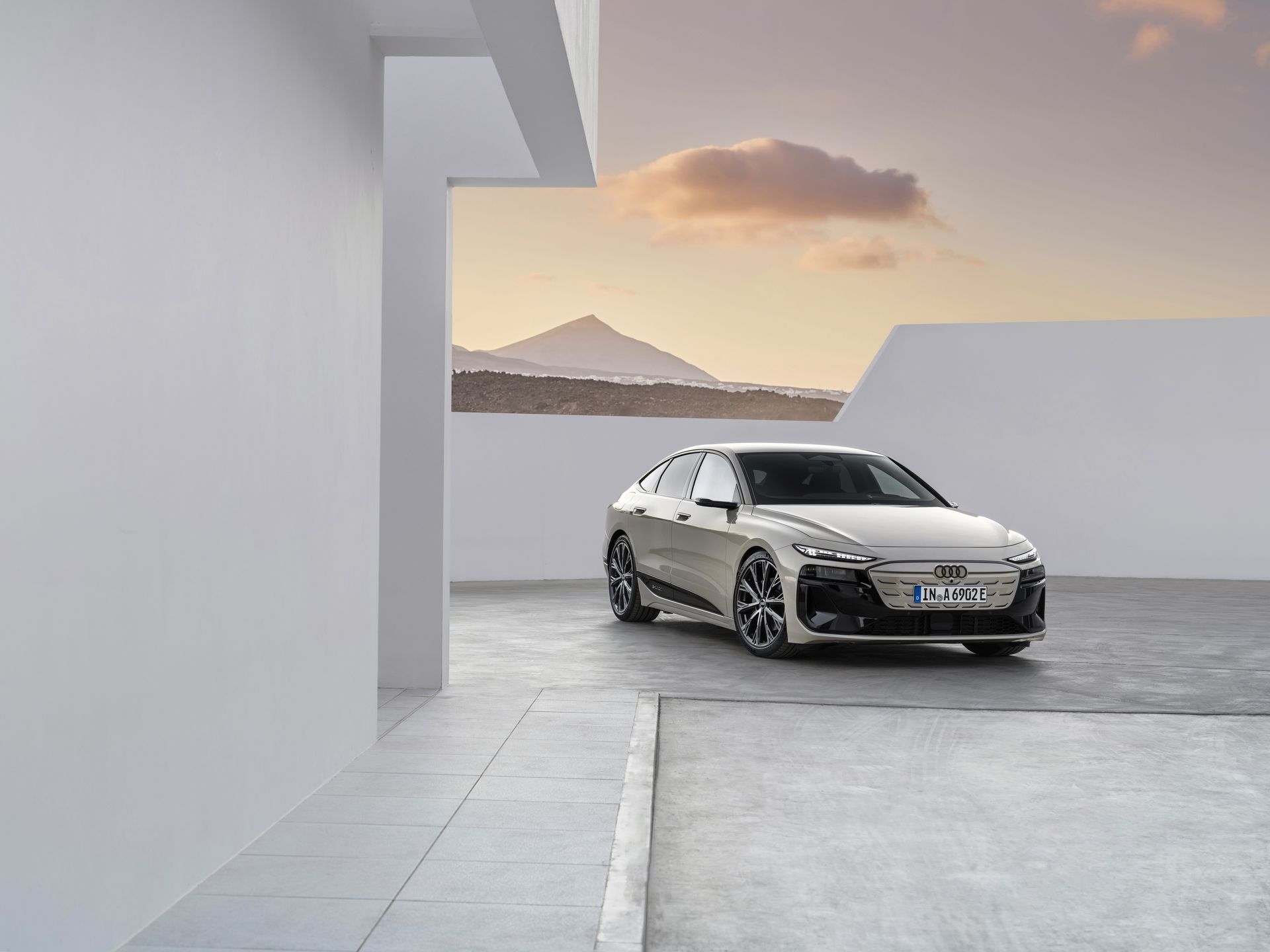 Audi A6 Sportback e-tron
