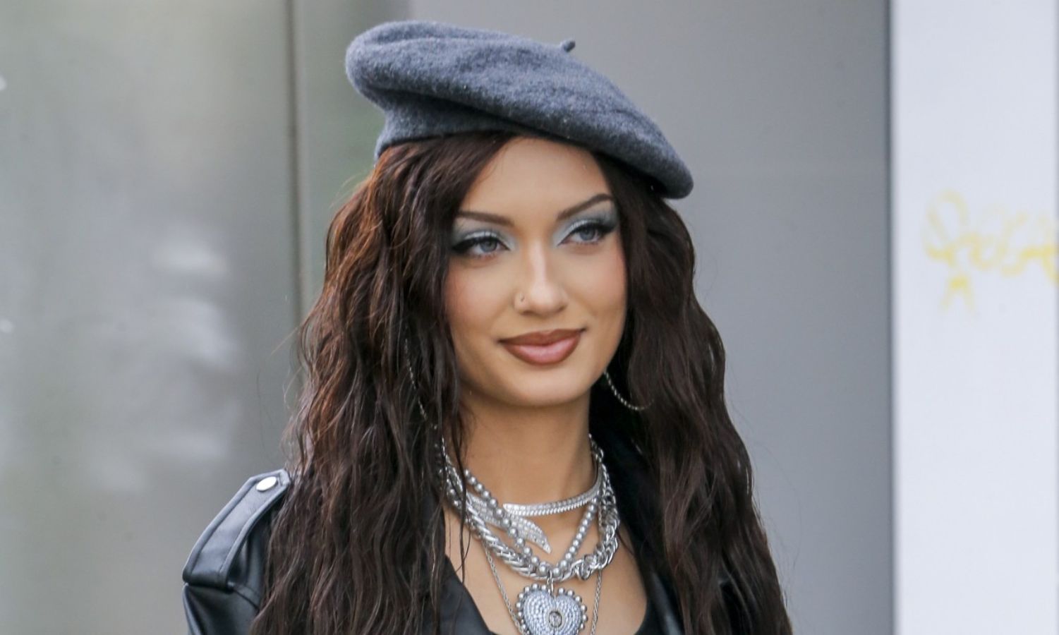 Viki Gabor w chłodnym makijażu 