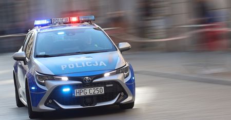 Nastolatek wypadł z balkonu internatu. Następnego dnia znaleźli ciało 17-latki