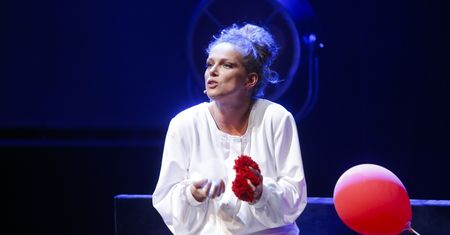 Odmieniona Joanna Liszowska. Wzięła udział w nietypowej sesji