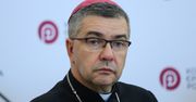Biskup atakuje MEN. "Niezgodne z zasadami pedagogiki"
