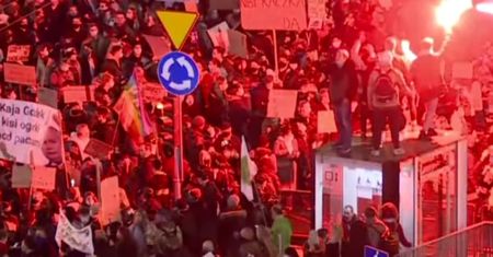 Rok od wyroku TK. Ile osób dokonało w tym czasie aborcji?