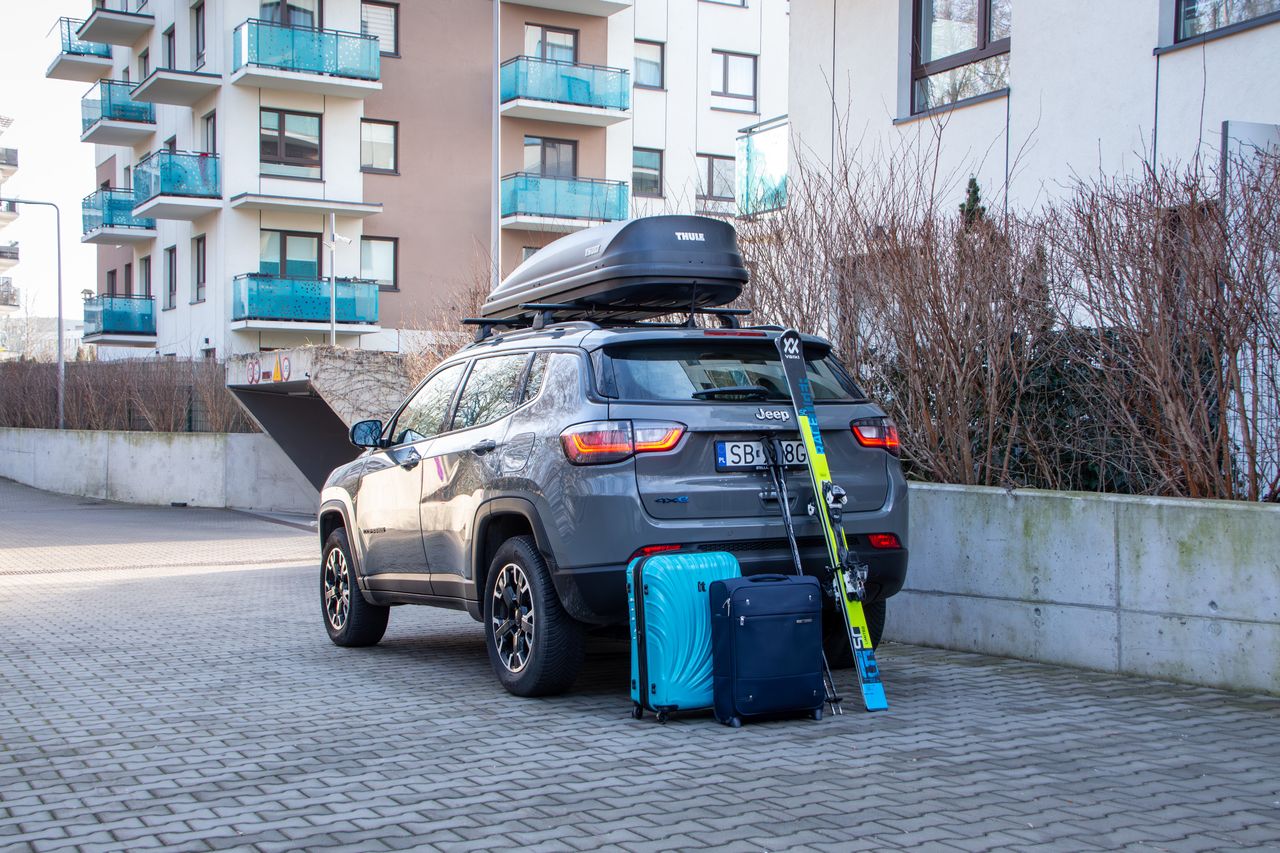 Box dachowy a zużycie paliwa. Przy odpowiednim kompromisie można sporo zaoszczędzić