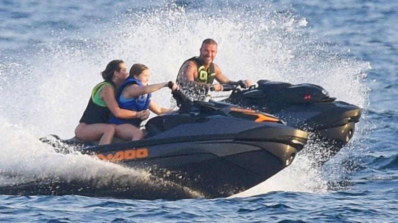 Rodzina Beckhamów na wakacjach na Morzu Śródziemnym