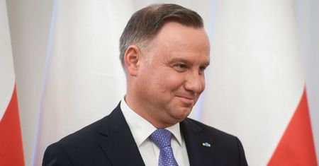 Koszula Andrzeja Dudy kosztowała fortunę! Za tę cenę można kupić kawalerkę...