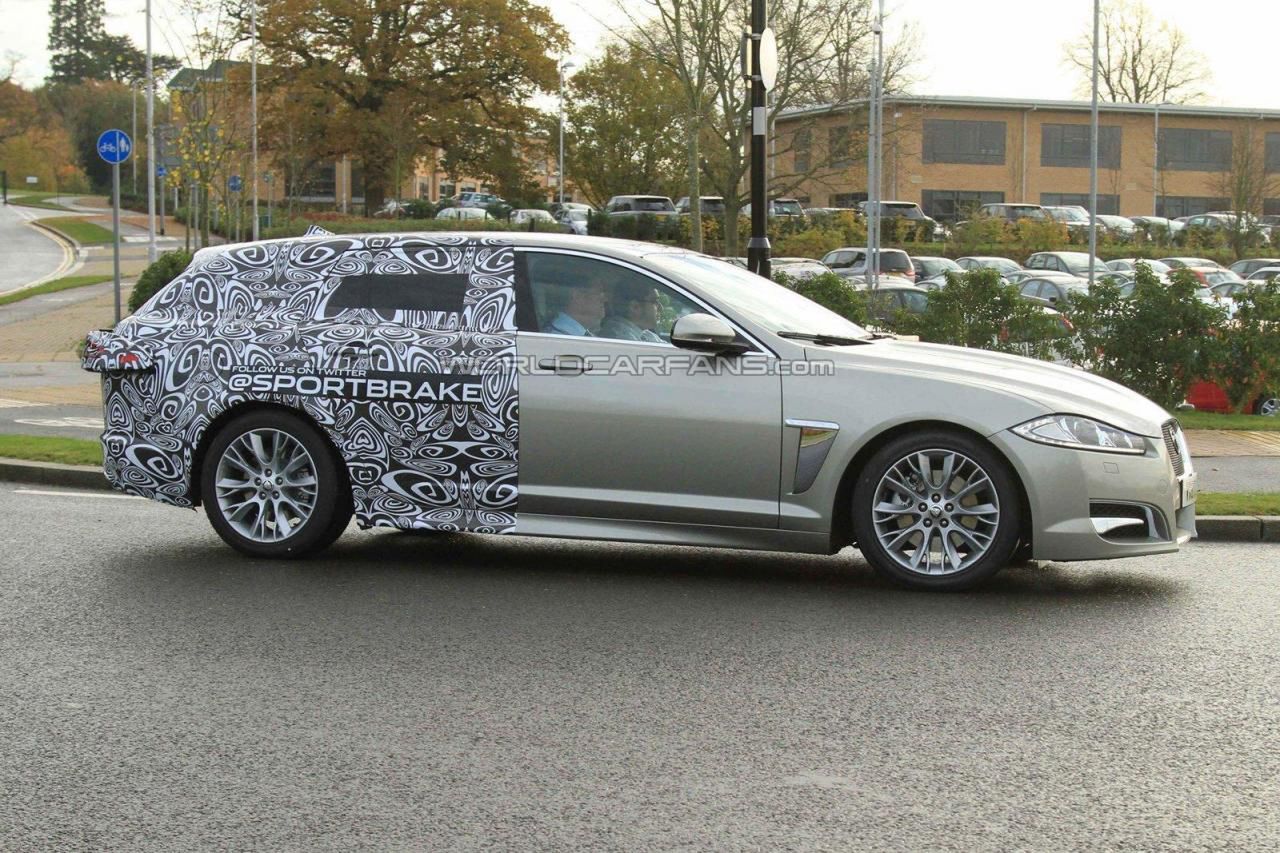 2012 Jaguar XF Sportbrake w kamuflażu