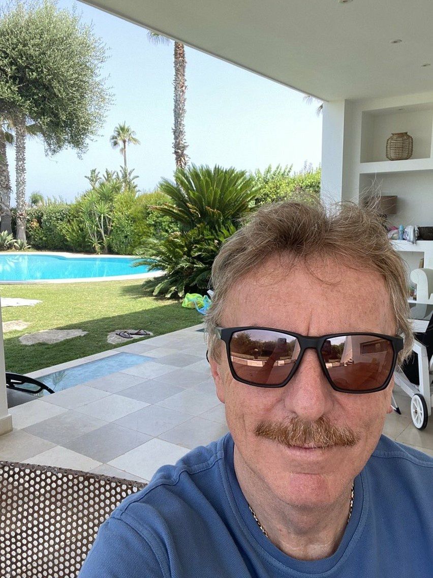 Zbigniew Boniek nieźle się urządził w Rzymie (X)