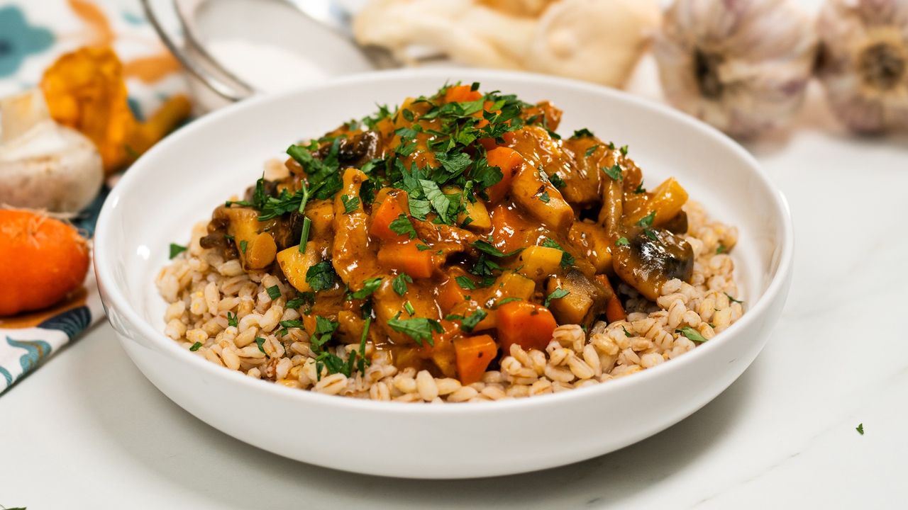 Vegan mushroom stew: The ultimate comfort food for autumn