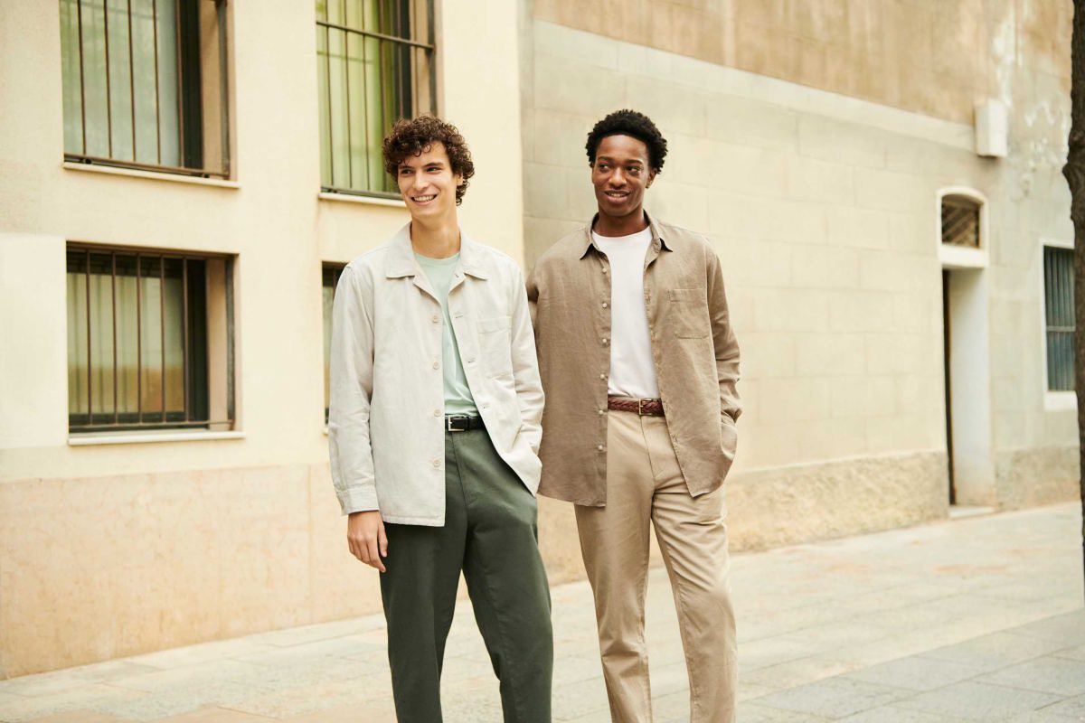 Ms group shot Premium Linen Shirt