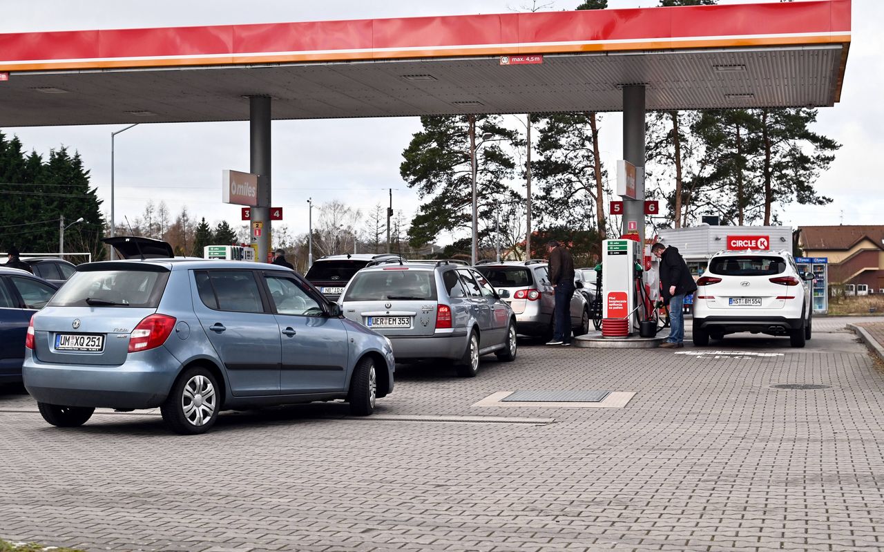 Po weekendzie zmiana na stacjach benzynowych. Oto ile zapłacimy za tankowanie