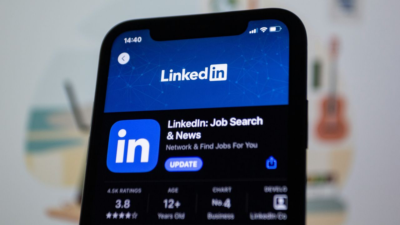 LinkedIn poprawi targetowanie reklam. Dzięki danym Microsoftu