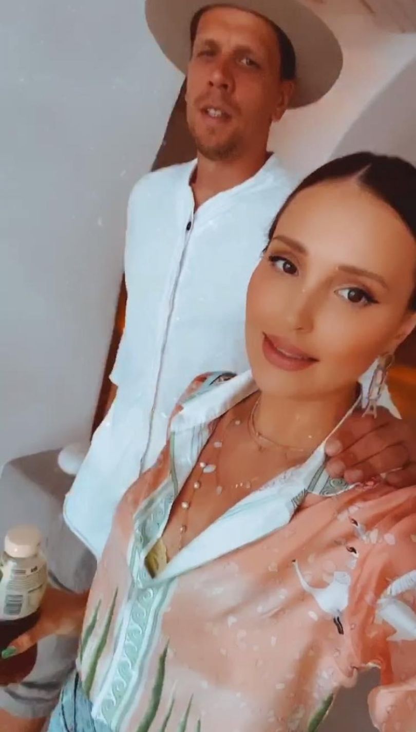 Marina Łuczenko kusi Wojciecha Szczęsnego wizją wspólnego kupowania torebek