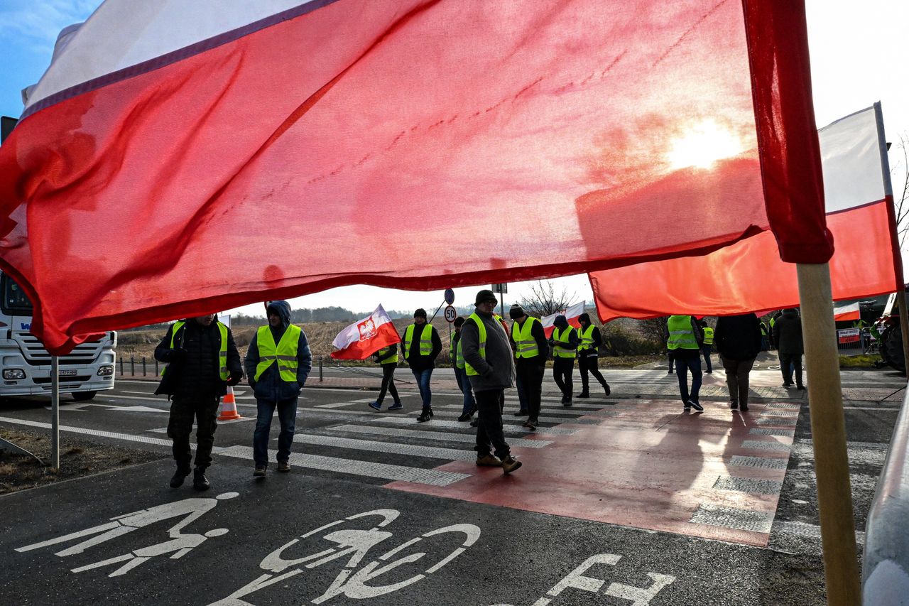 Zaczął się nowy protest rolników. Na miejsce przyjedzie minister