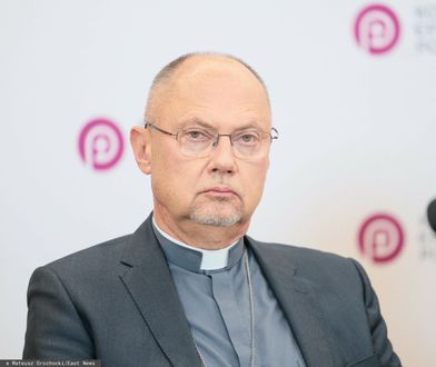 Absurdalne zachowanie biskupa na spotkaniu ze skrzywdzonymi. Mówił o "pogwałceniu"