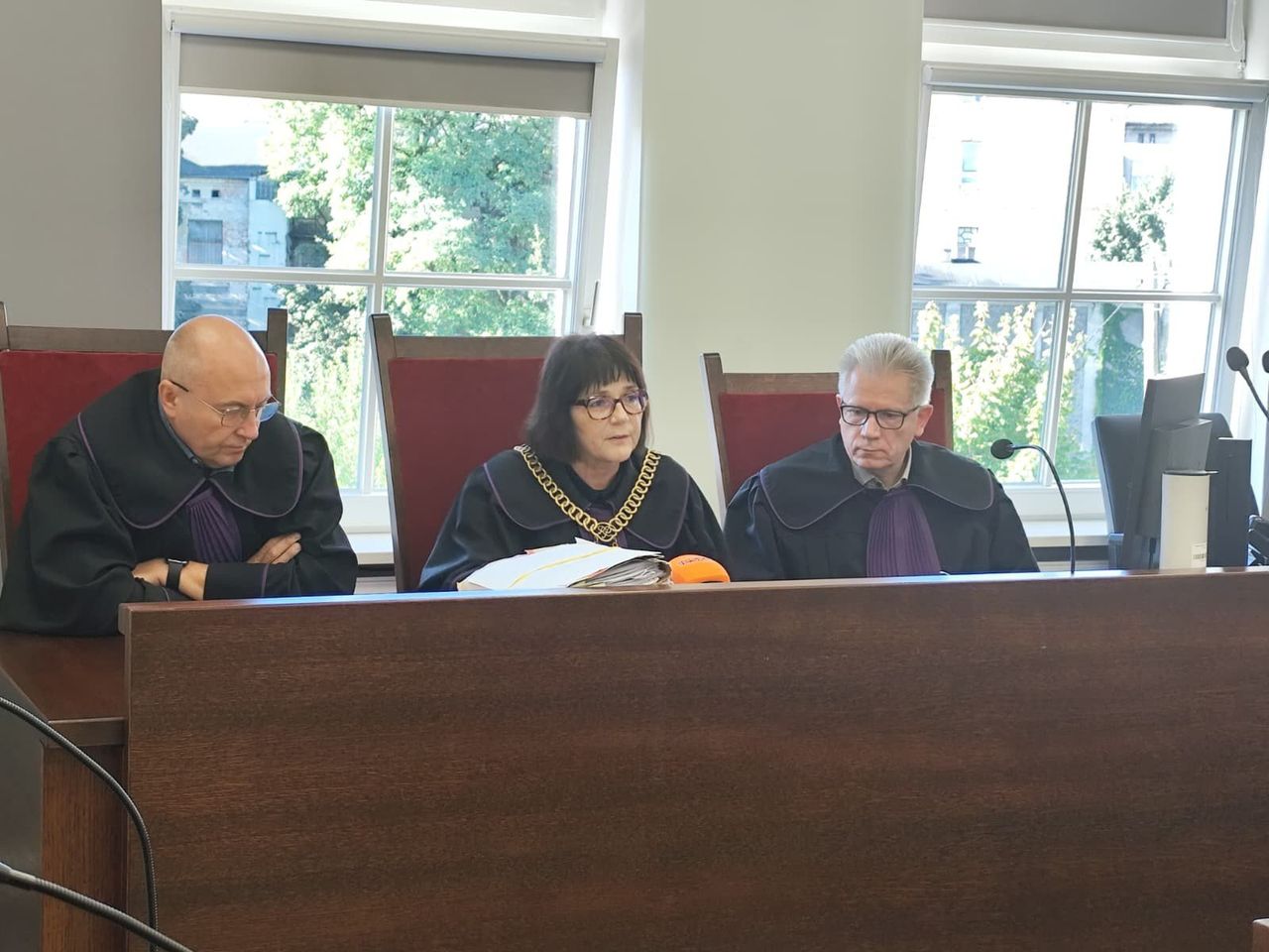 Kalisz: Zmiana wyroku w sprawie tragicznego wypadku na DK 11 w Rogaszycach. 19-latka jechała 250 km/h i doprowadziła do wypadku